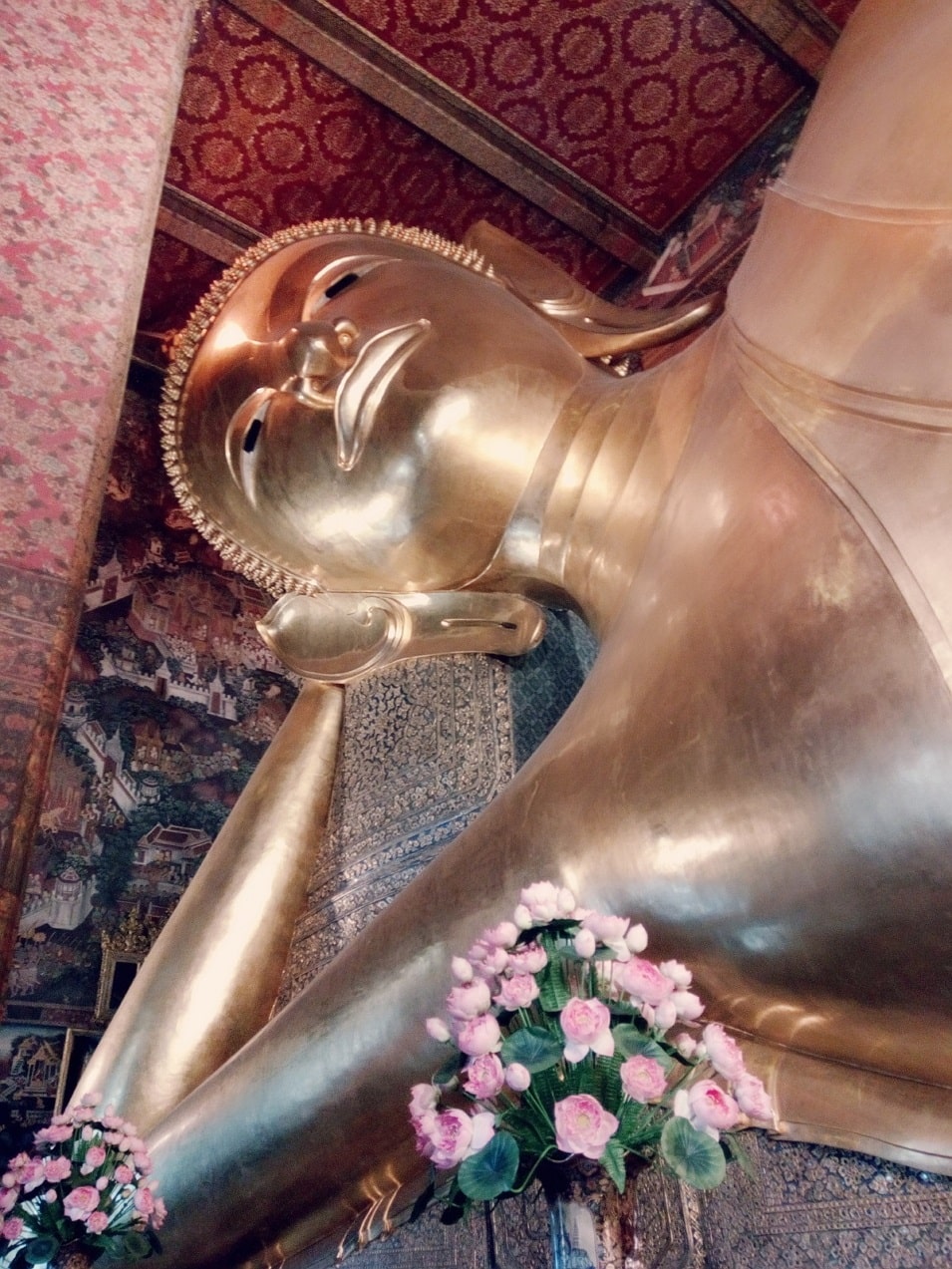 A Gorgeous Temple Wat Pho beautiful decorated of Golden Buddha.